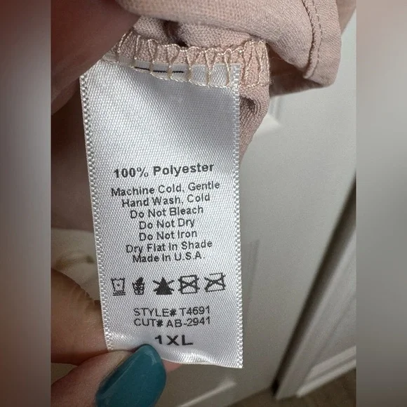 Elegant Taupe V-Neck Blouse - Picture 4 of 6